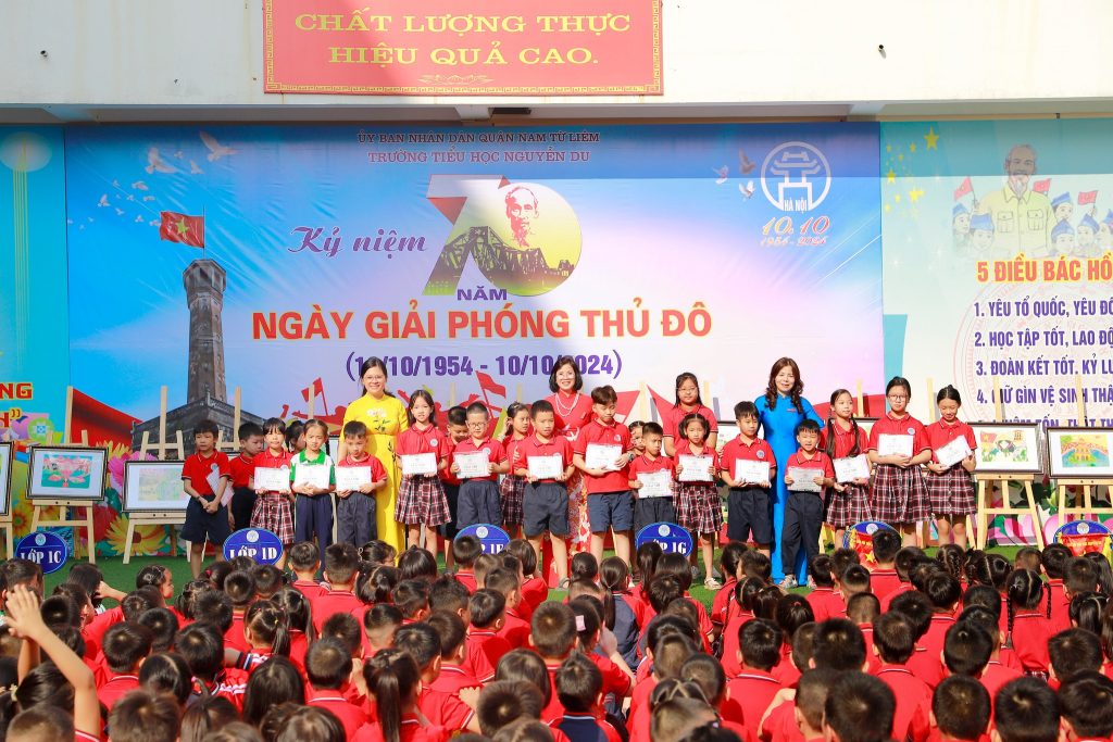 Trao giải cuộc thi vẽ tranh "Hà Nội trong trái tim em" - Trường Tiểu